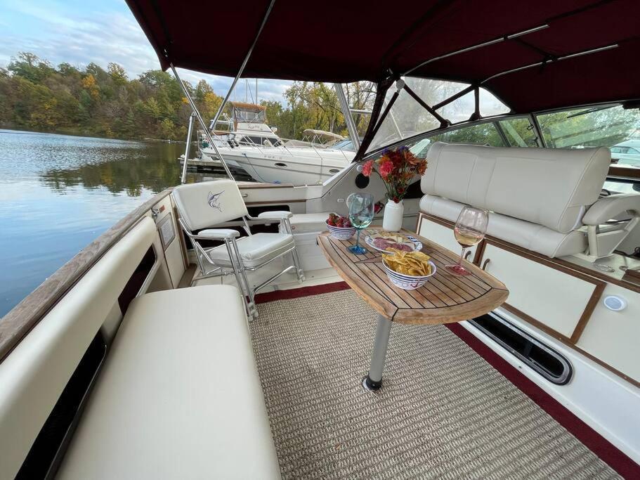 Private Yacht On Catskill Creek エクステリア 写真
