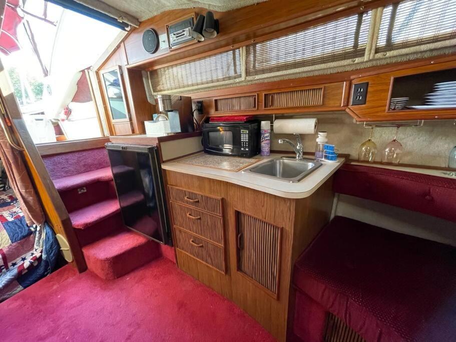 Private Yacht On Catskill Creek エクステリア 写真